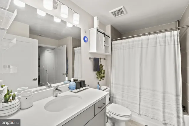 $450,000 | 50 Florida Avenue Northeast, Unit 116, Washington, DC 20002