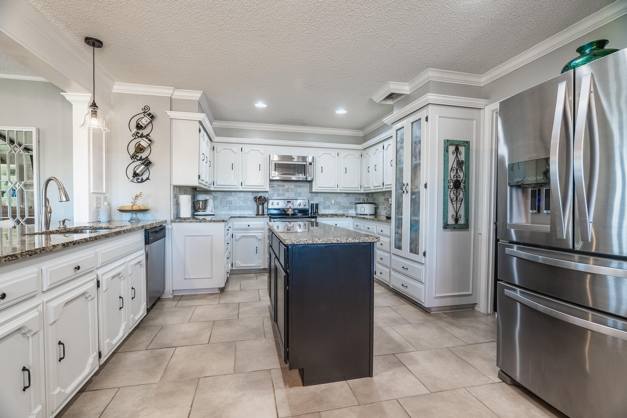 5712 68th Street Lubbock, TX 79424 - Photo 23 of 49 DSC09064-HDR