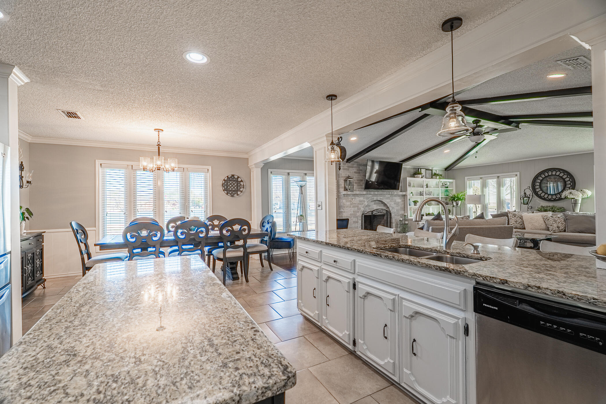 5712 68th Street Lubbock, TX 79424 - Photo 29 of 49 DSC09109-HDR