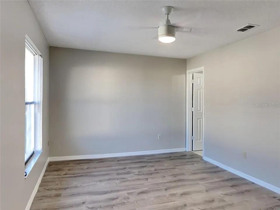 1709 Shady Ridge Court, Unit 243 Orlando, FL 32807 - Photo 6 of 43