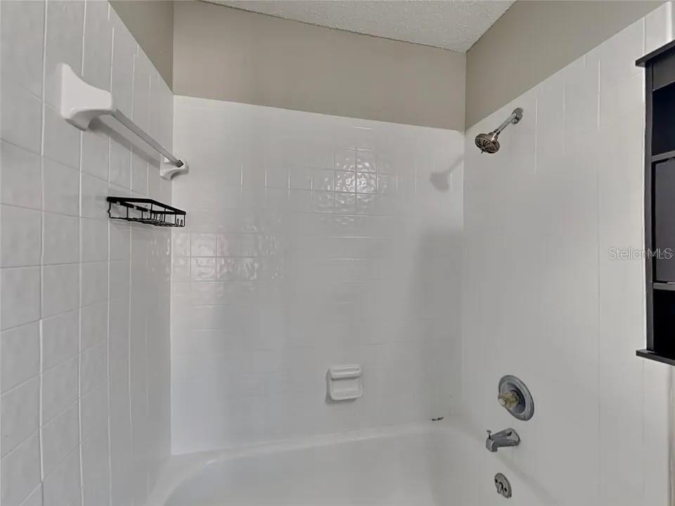 1709 Shady Ridge Court, Unit 243 Orlando, FL 32807 - Photo 8 of 43
