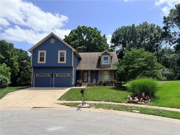 $335,000 | 13905 East 50th Street, Kansas City, MO 64133