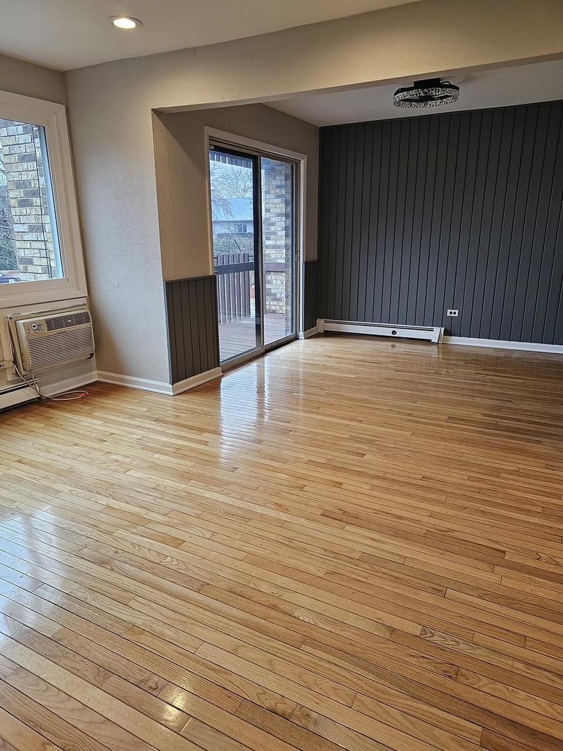 922 East Old Willow Road, Unit 208 Prospect Heights, IL 60070 - Photo 14 of 18