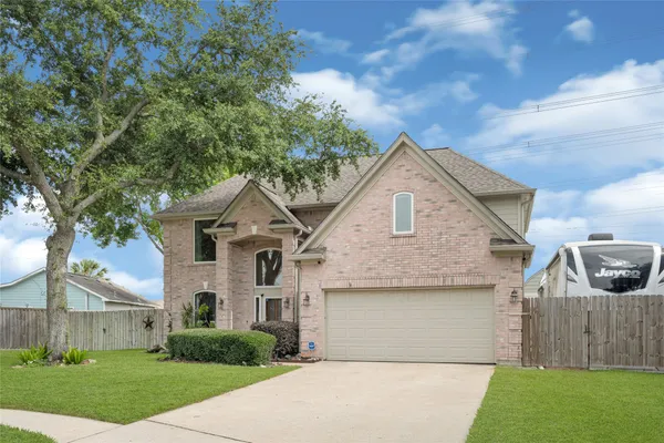 $519,900 | 2205 West Van Trease Drive, Deer Park, TX 77536