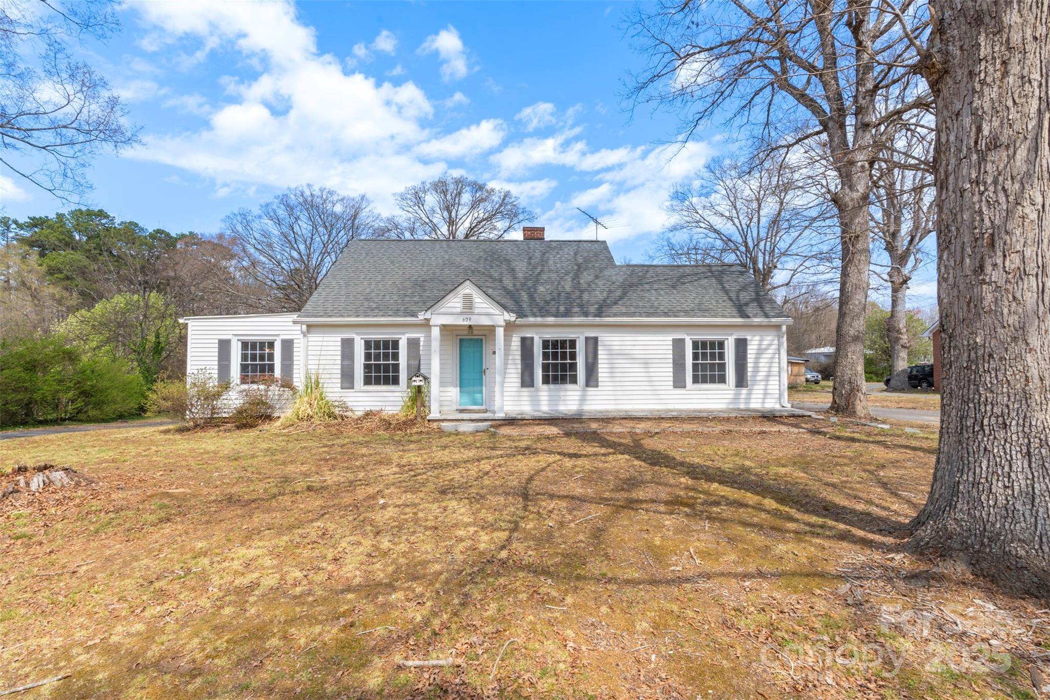 609 Eddleman Road Kannapolis, NC 28083 - Photo 1 of 40 Gallery Image 1