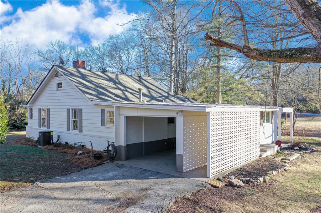 655 Old Lakeview Road Gainesville, GA 30501 - Photo 1 of 1 Gallery Image 1