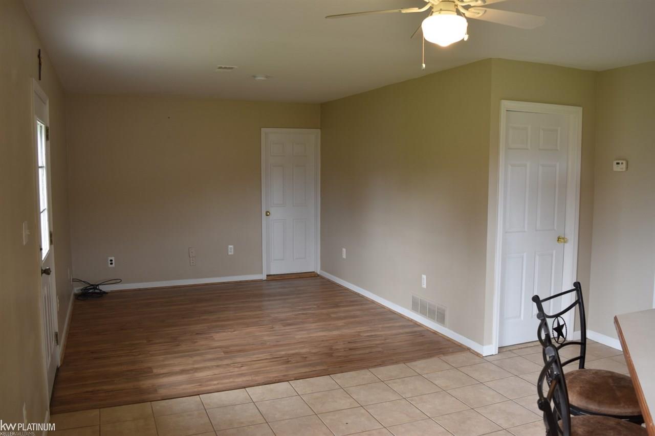 3552 Kilgore Road Avoca, MI 48006 - Photo 18 of 46 50039370-17.JPG