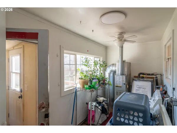 $297,000 | 597 Southeast Ramp Street, Roseburg, OR 97470