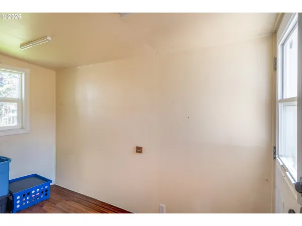 $297,000 | 597 Southeast Ramp Street, Roseburg, OR 97470