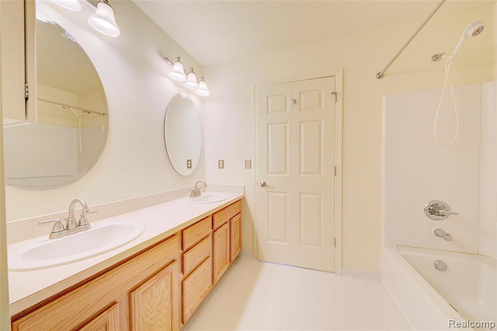 710 Cherry Orchard Road Canton, MI 48188 - Photo 26 of 42