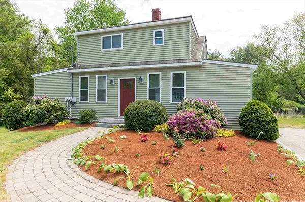 $599,000 | 13 Main Street, Atkinson, NH 03811