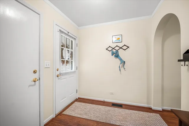 a view of a hallway with closet