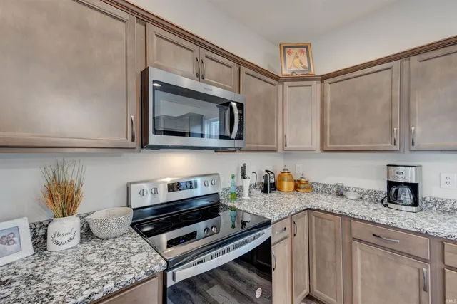 $315,000 | 1911 South A Street, Jasper, IN 47546