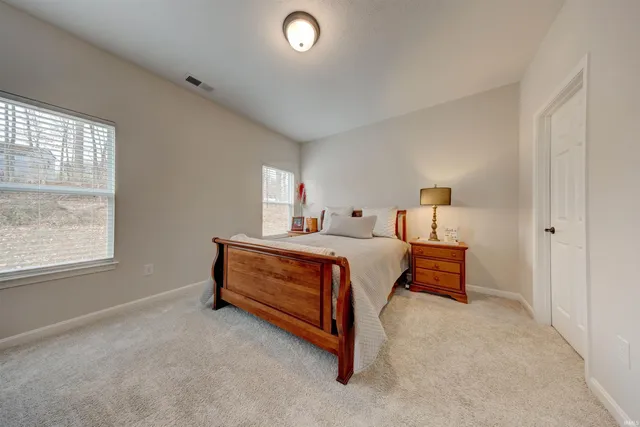 $315,000 | 1911 South A Street, Jasper, IN 47546