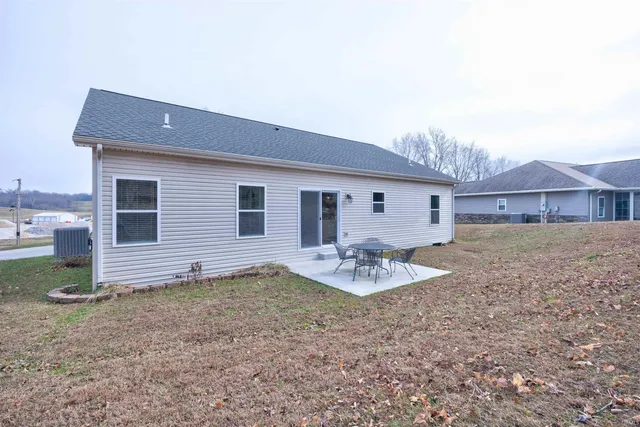 $315,000 | 1911 South A Street, Jasper, IN 47546