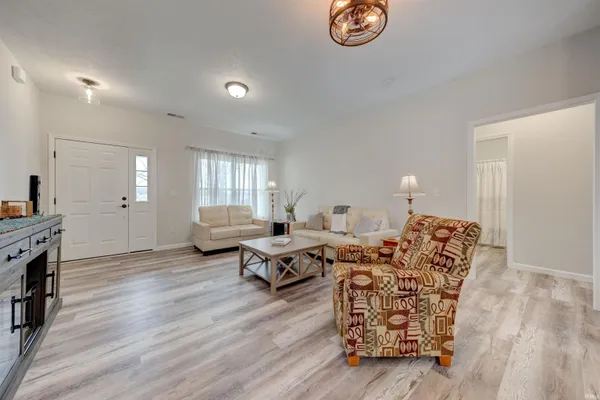 $315,000 | 1911 South A Street, Jasper, IN 47546