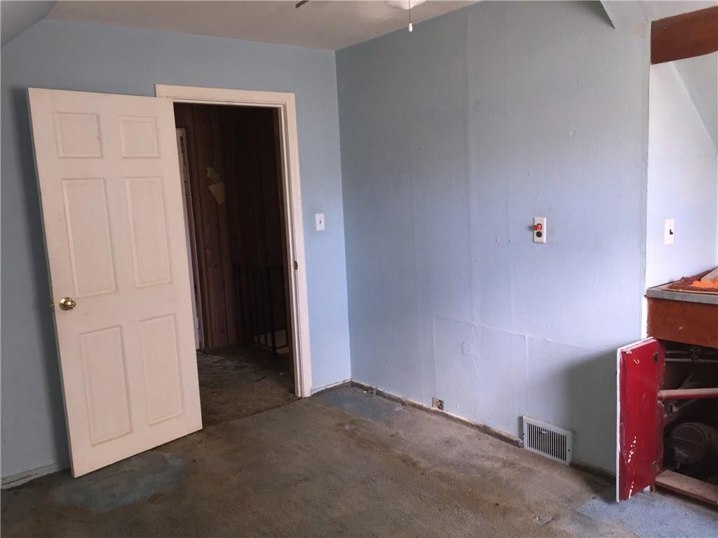 2725 Reiter Road Penn Hills, PA 15235 - Photo 8 of 14 Gallery Image 8