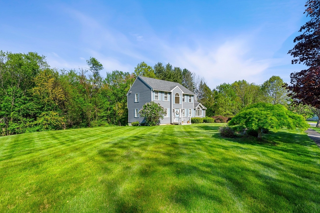 11 Hammond Farm Road Haverhill, MA 01832 - Photo 2 of 24