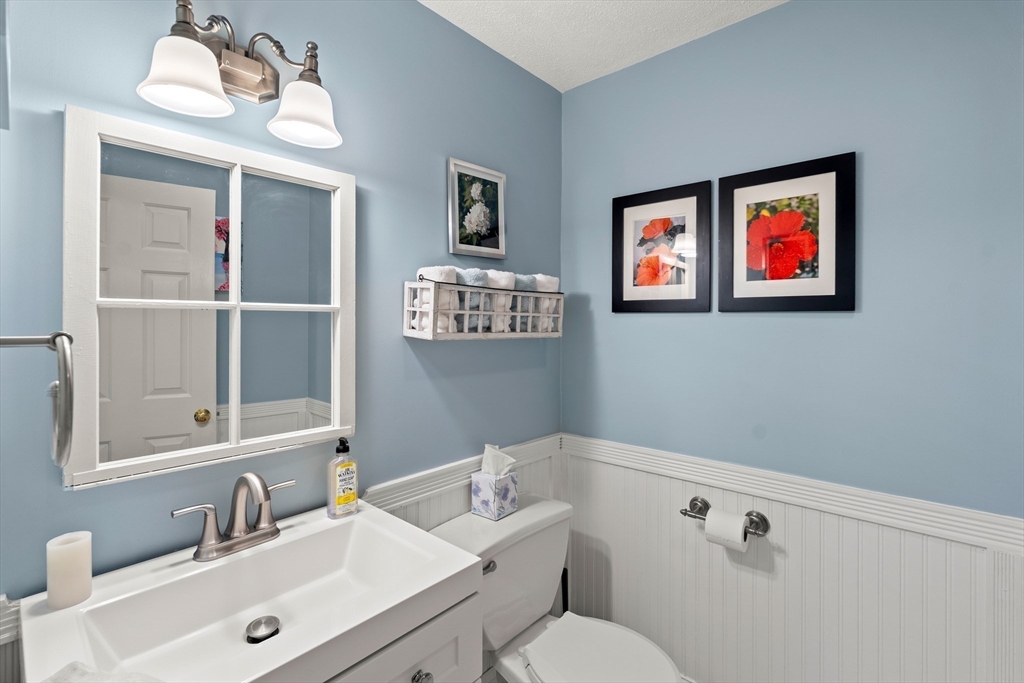 11 Hammond Farm Road Haverhill, MA 01832 - Photo 23 of 24