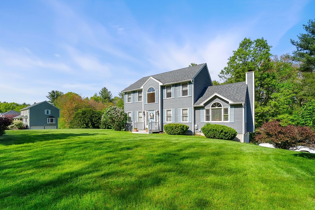 11 Hammond Farm Road Haverhill, MA 01832 - Photo 3 of 24