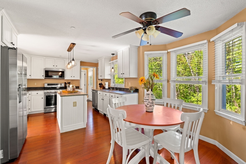 11 Hammond Farm Road Haverhill, MA 01832 - Photo 7 of 24