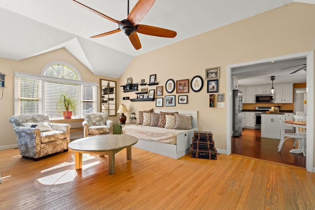 11 Hammond Farm Road Haverhill, MA 01832 - Photo 9 of 24