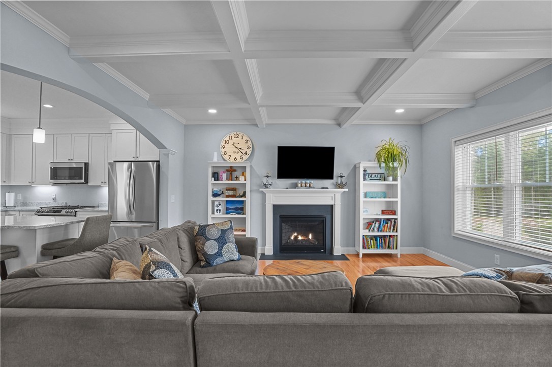 4 Overlook Circle Coventry, RI 02816 - Photo 11 of 50