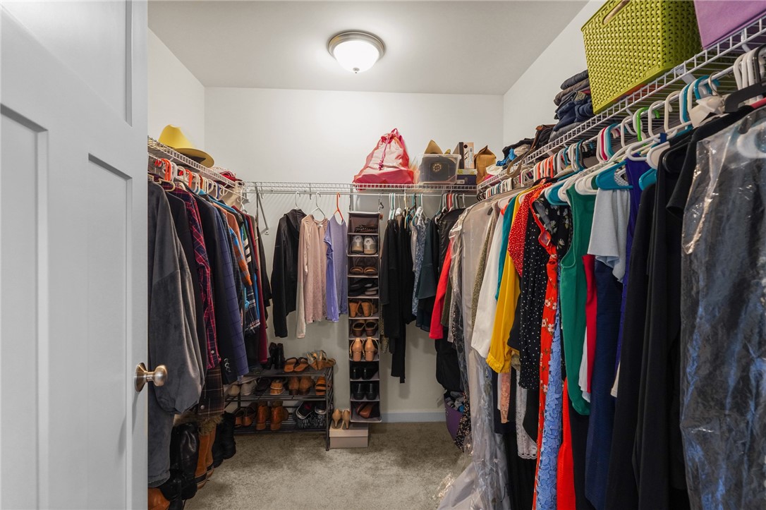 4 Overlook Circle Coventry, RI 02816 - Photo 25 of 50