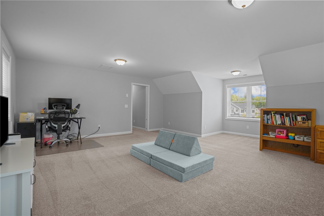 4 Overlook Circle Coventry, RI 02816 - Photo 32 of 50