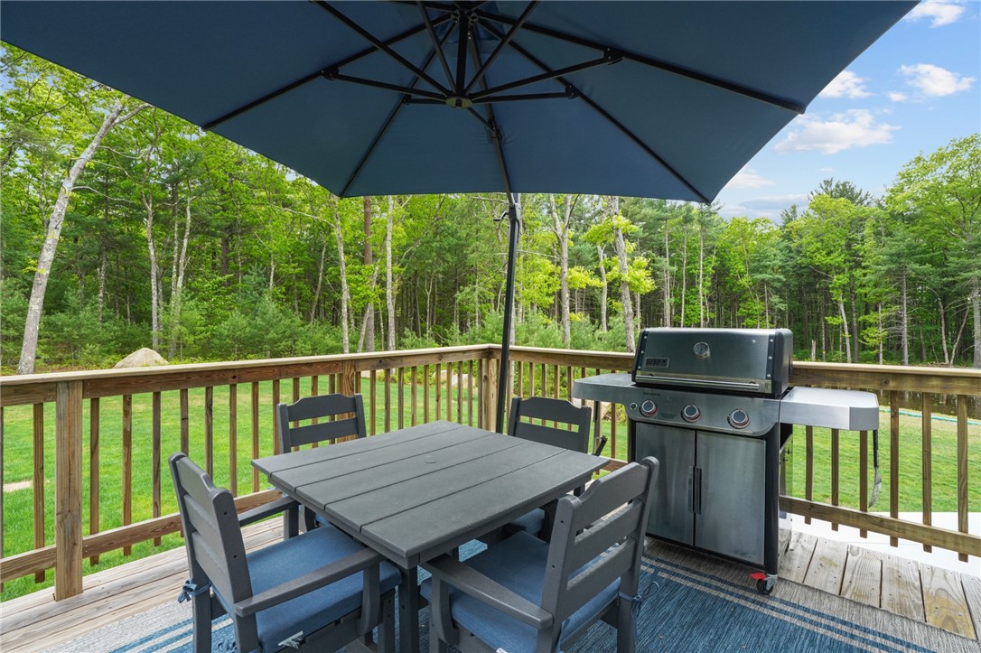 4 Overlook Circle Coventry, RI 02816 - Photo 38 of 50