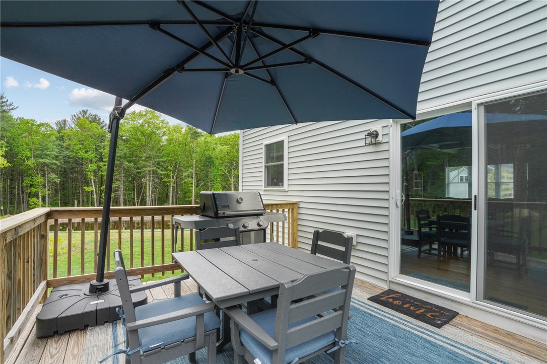 4 Overlook Circle Coventry, RI 02816 - Photo 39 of 50