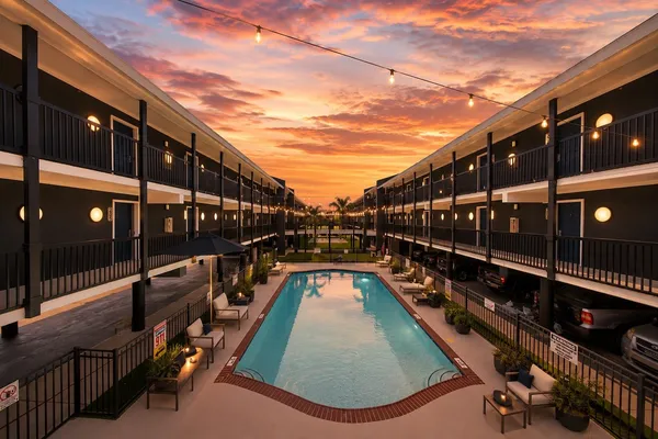 $999 | 928 Ferry Road, Unit 215, Galveston, TX 77550