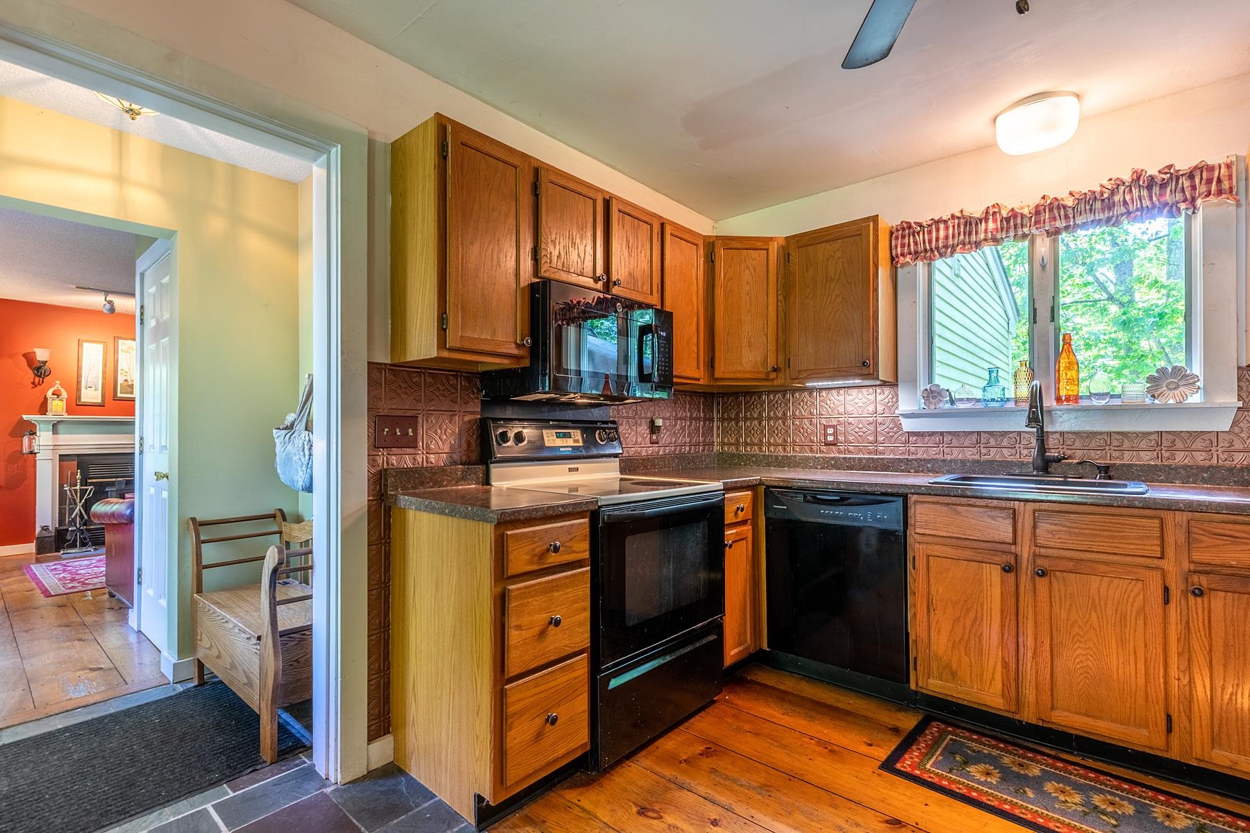 350 Carlen Street Manchester, VT 05255 - Photo 28 of 31