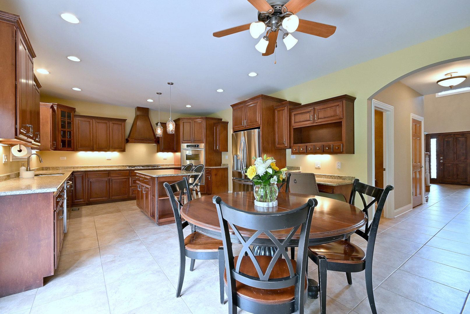 281 East Vallette Street Elmhurst, IL 60126 - Photo 12 of 57