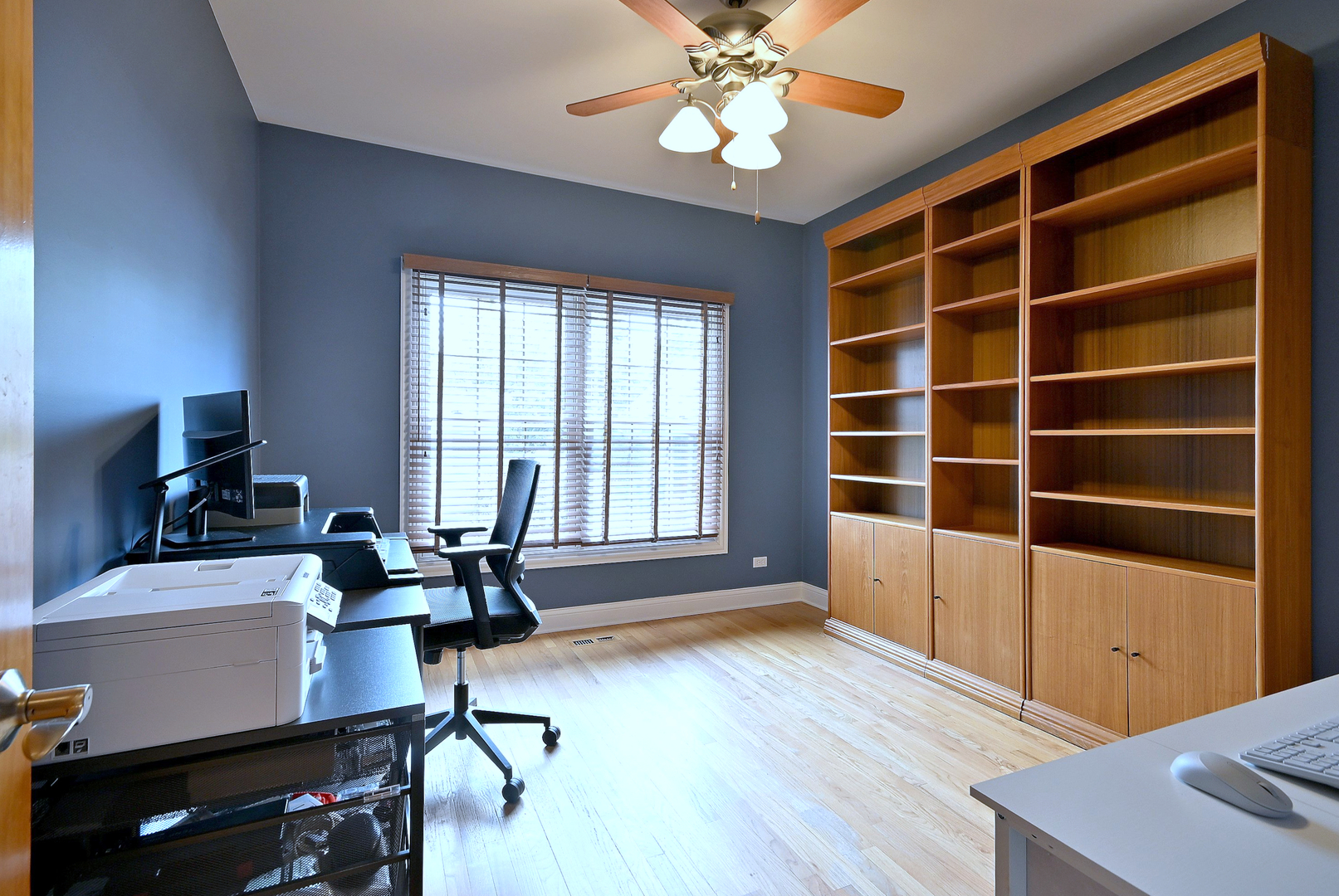 281 East Vallette Street Elmhurst, IL 60126 - Photo 17 of 57