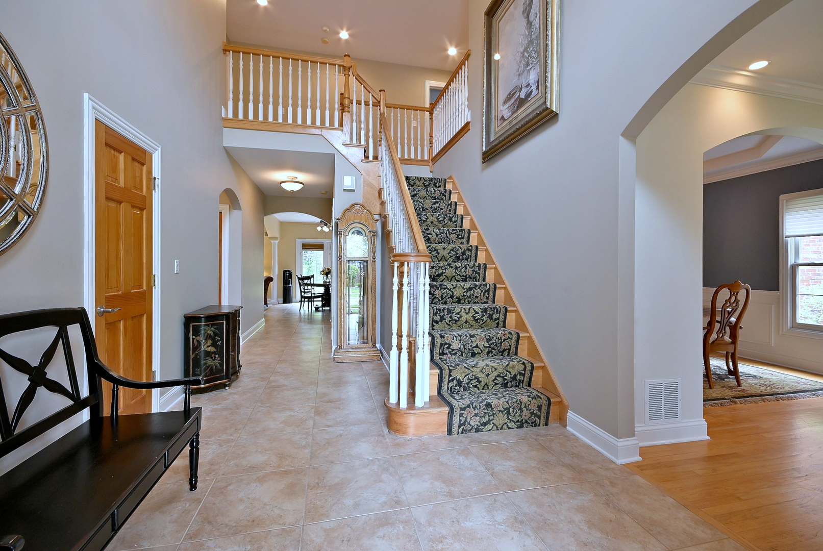 281 East Vallette Street Elmhurst, IL 60126 - Photo 4 of 57