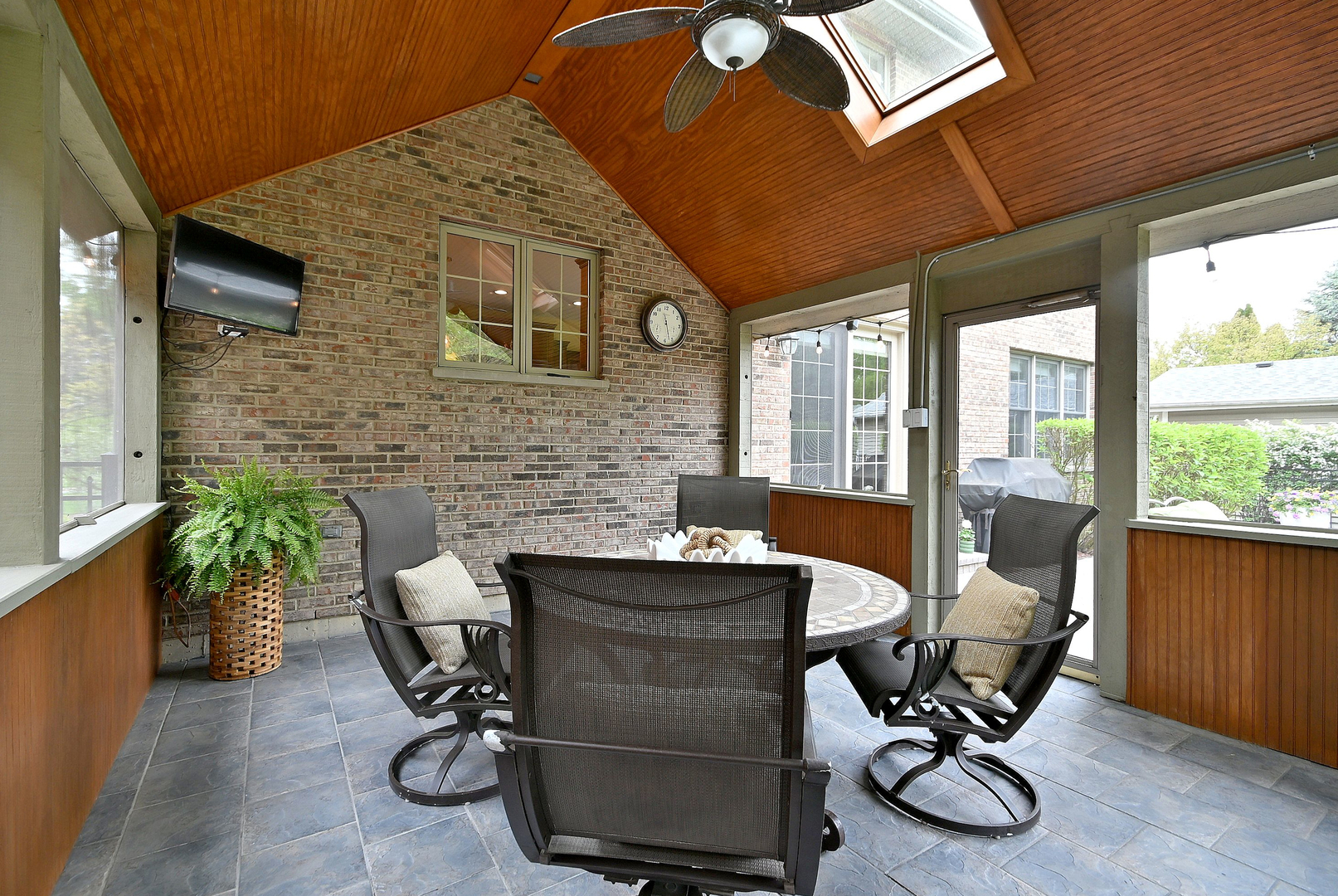 281 East Vallette Street Elmhurst, IL 60126 - Photo 44 of 57