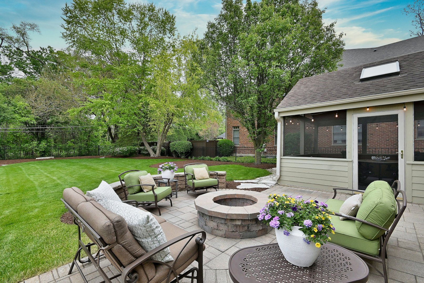 281 East Vallette Street Elmhurst, IL 60126 - Photo 46 of 57