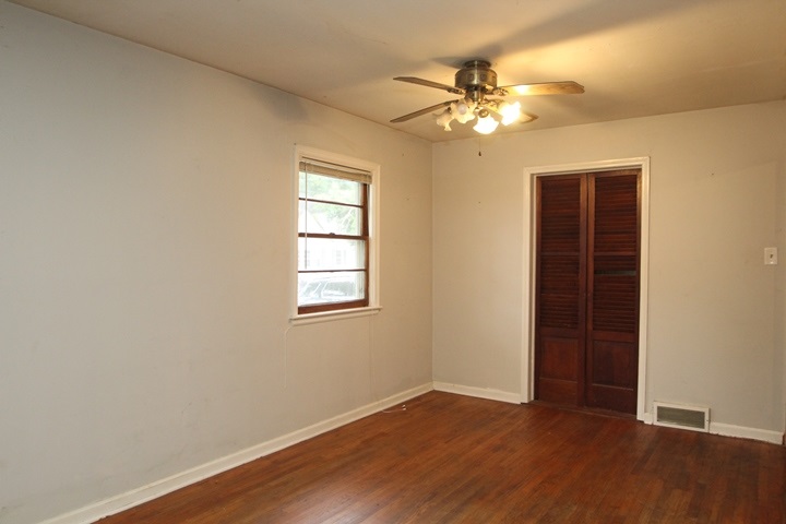 3101 West Devon Road Muncie, IN 47304 - Photo 2 of 14