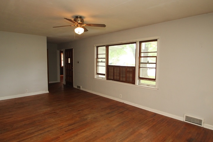 3101 West Devon Road Muncie, IN 47304 - Photo 3 of 14