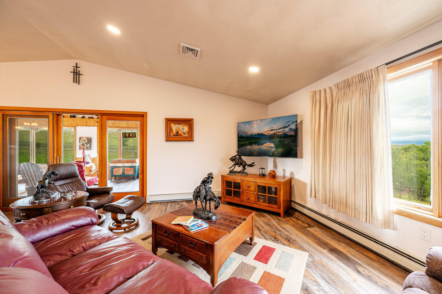 214 Meade Creek Road Sheridan, WY 82801 - Photo 44 of 90 044_dsc_7353-hdr-edit_804