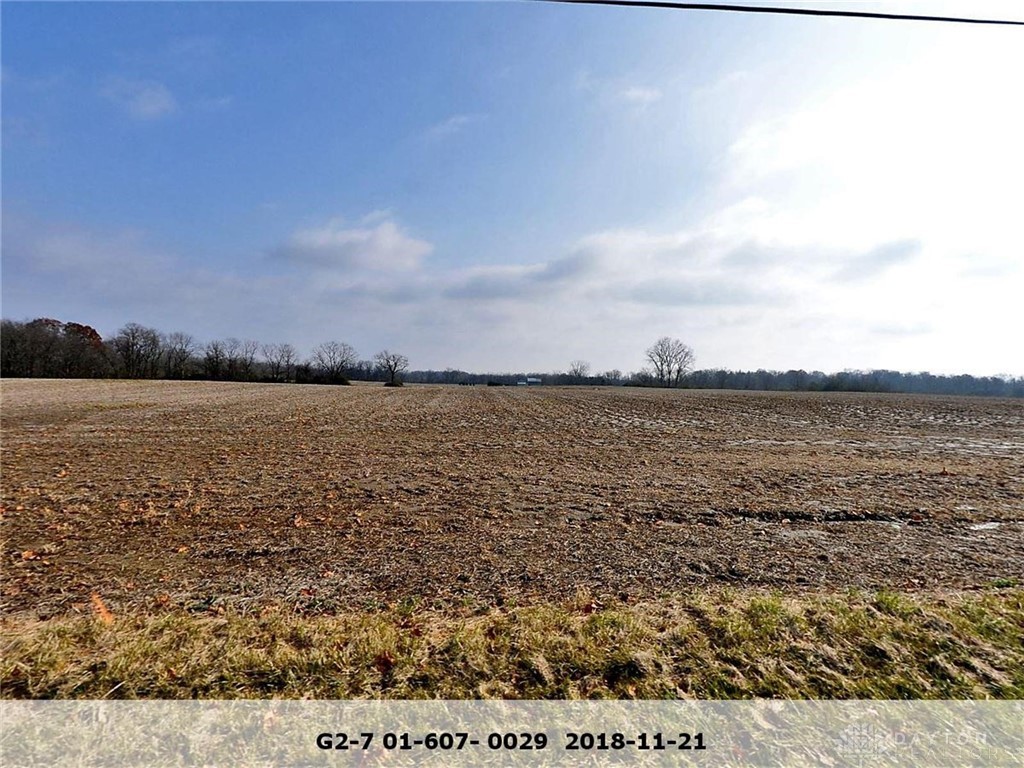 9635 Huffman Road New Lebanon, OH 45345 - Photo 1 of 2