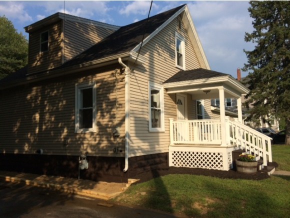 36 Chamberlain Street Rochester, NH 03867 - Photo 1 of 1