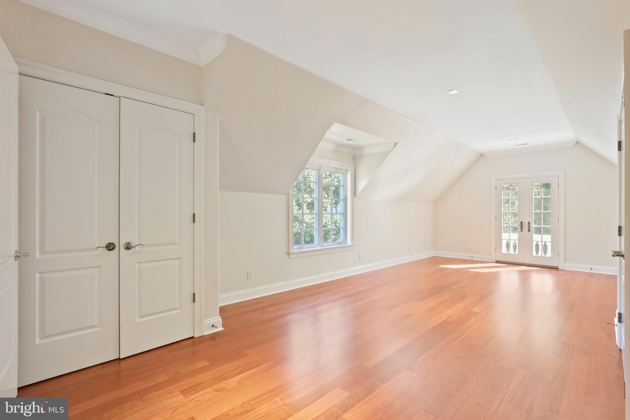 10401 Kingsbridge Road Ellicott City, MD 21042 - Photo 67 of 149 Gallery Image 67