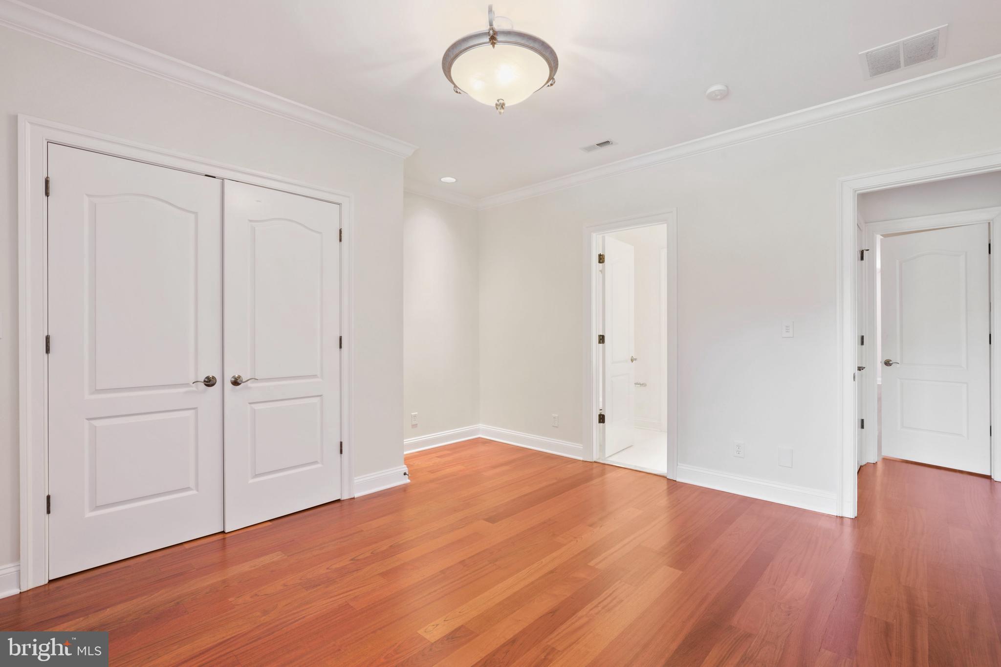 10401 Kingsbridge Road Ellicott City, MD 21042 - Photo 73 of 149 Gallery Image 73