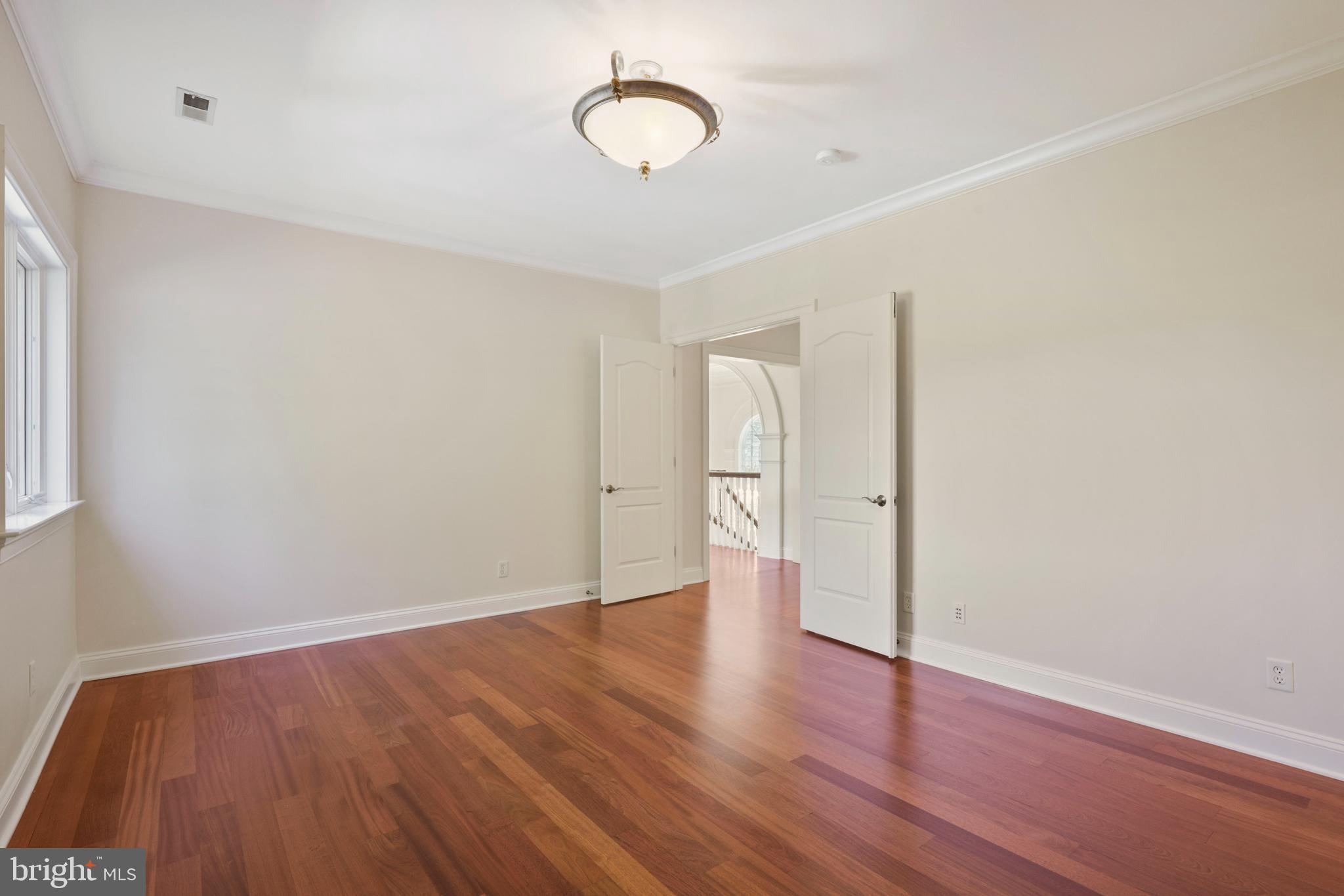 10401 Kingsbridge Road Ellicott City, MD 21042 - Photo 79 of 149 Gallery Image 79