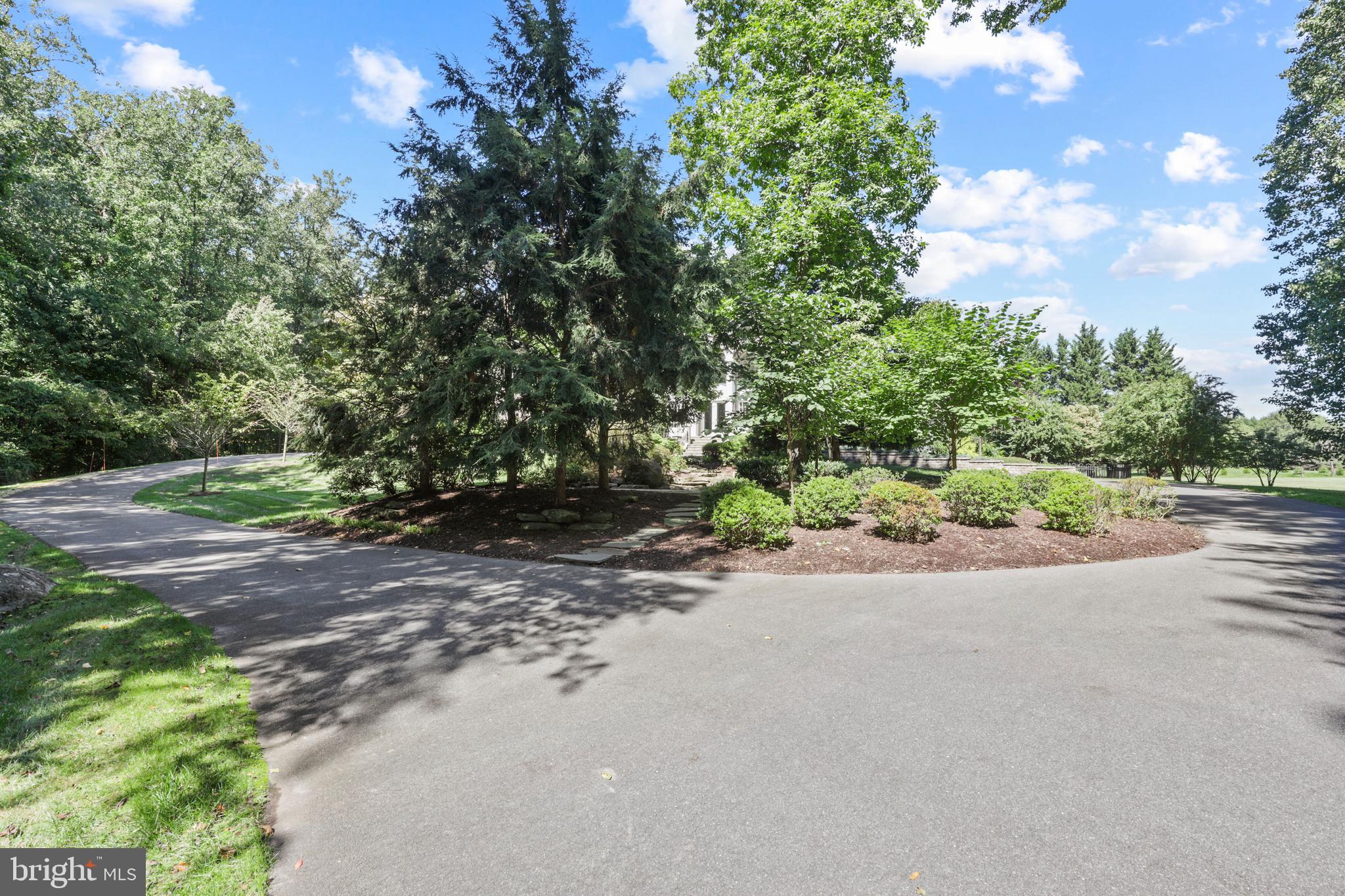 10401 Kingsbridge Road Ellicott City, MD 21042 - Photo 10 of 149 Gallery Image 10