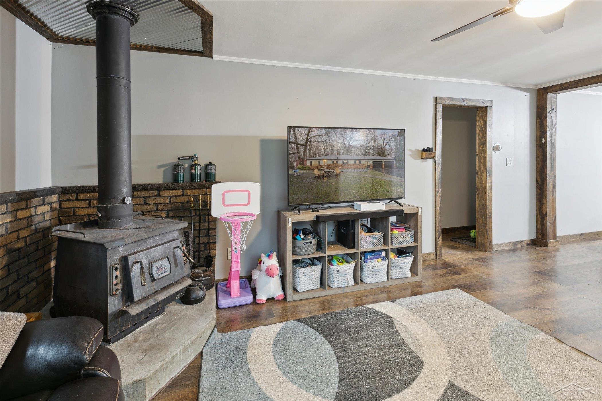 5735 Townline Road Birch Run, MI 48415 - Photo 5 of 31 50170316-0dcb707f-1577-425f-89c9-448d1234b0a2.JPG