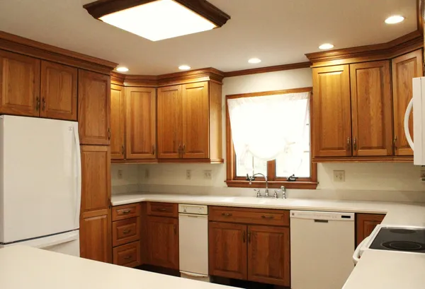 $3,000 | 1878 Riverside Drive, Berlin, NH 03570