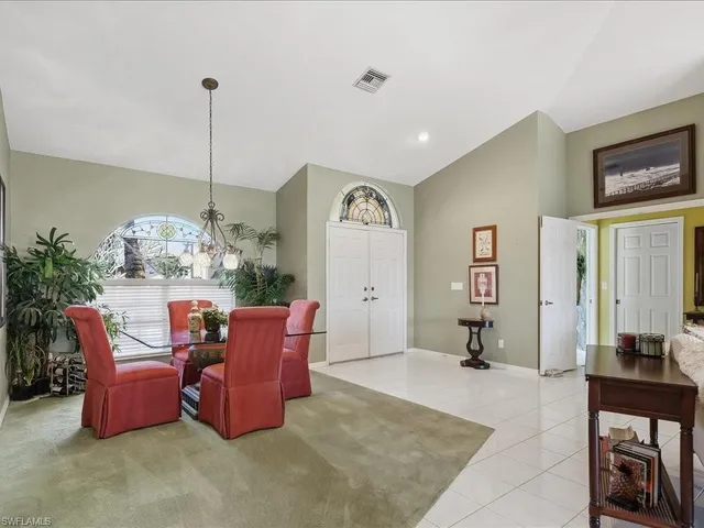 $850,000 | 127 Newport Drive, Naples, FL 34114